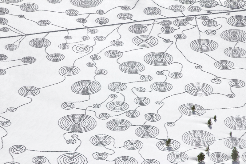 Illustration for article titled Art That's Made with Snow and Ice